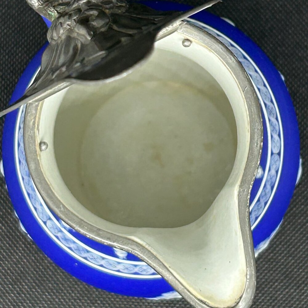 Antique Wedgwood Jasperware rope handled jug/pitcher c. Late 1800s- early 1900’s - Picture 8 of 15